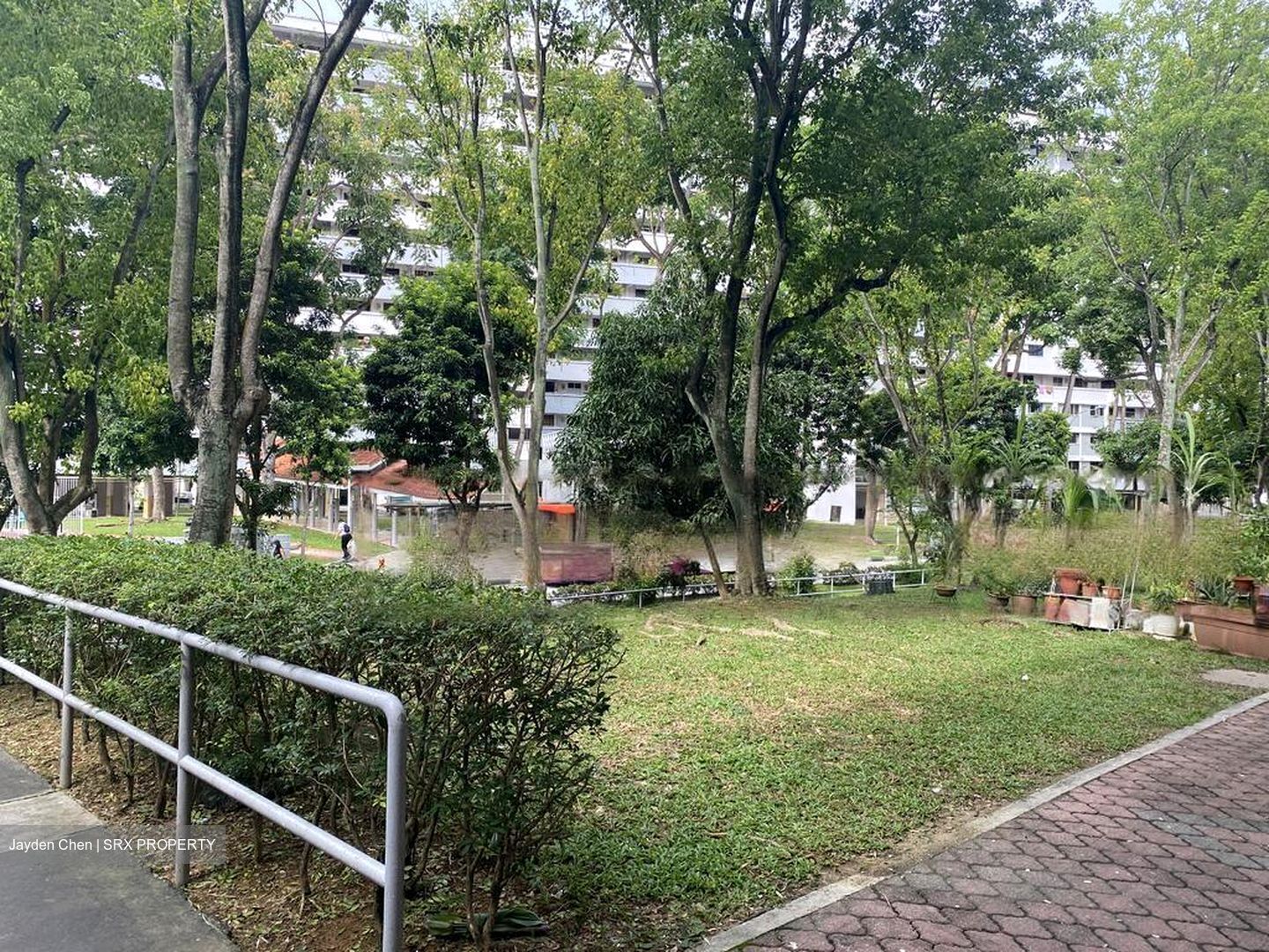Bedok North Street 3 (D16), Shop House #451310111